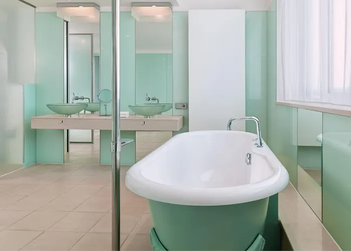 Le Meridien 5*