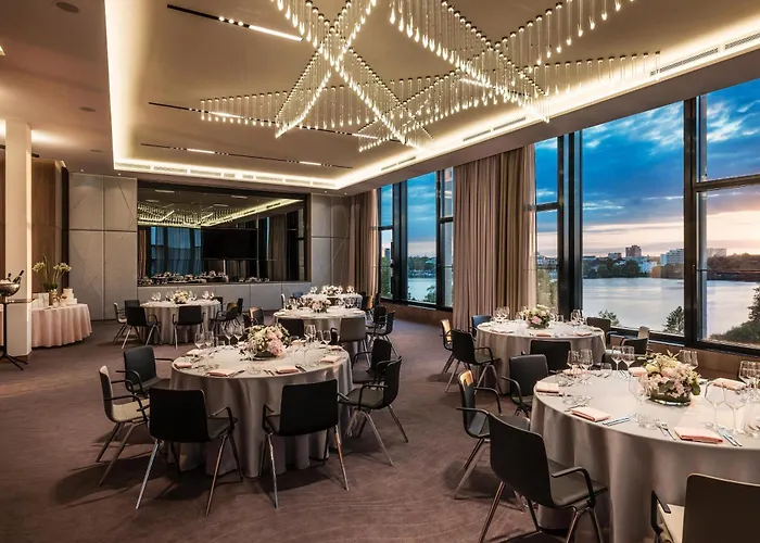 Le Meridien 5*