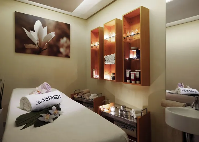 Le Meridien Hotel